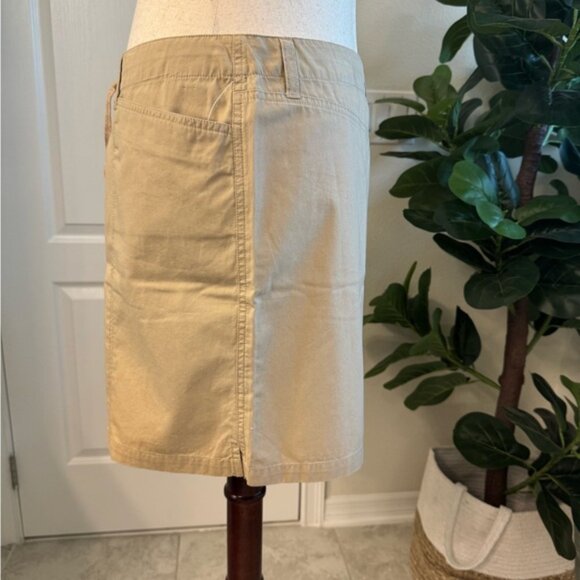 New York & Company Khaki Shorts with Drawstring, in Women’s Size 16 - Picture 8 of 11